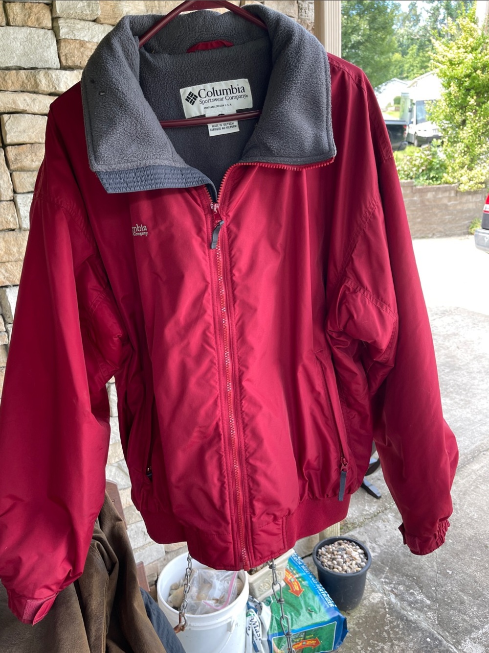 Columbia Men's Red Jacket with Gray Fleece Collar and lining